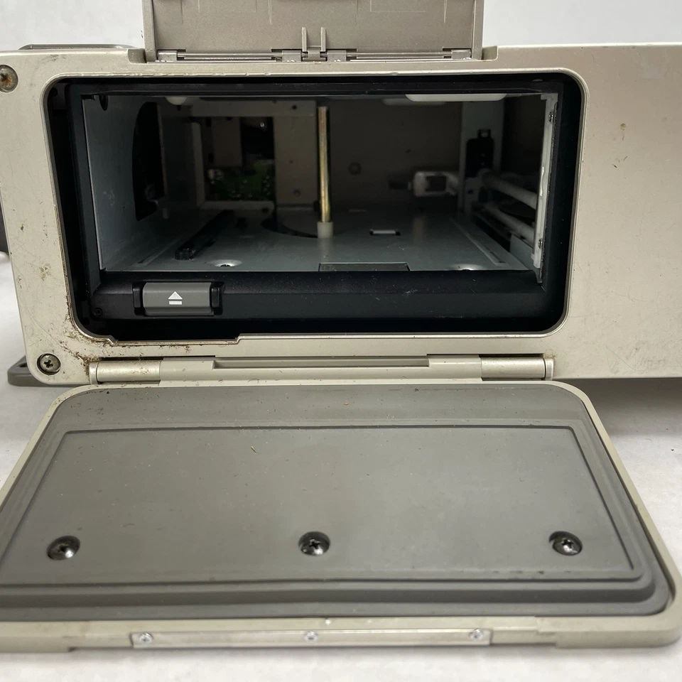 SONY CDX-U303 10 Disc CD Changer Parts or Repair - Image 4 of 4