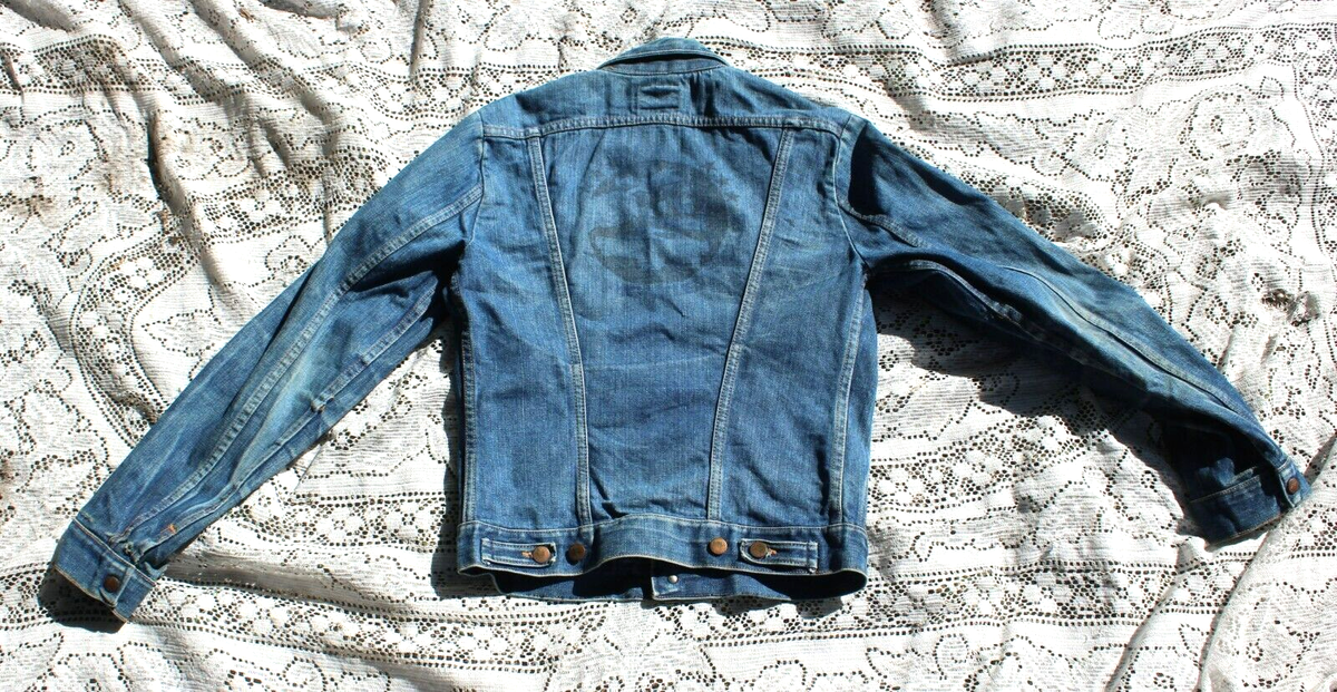 Vintage 1960's / 70's Men's Wrangler Jean Jacket Made In USA Vintage 1960's / 70's Men's Wrangler Jean Jacket Made In USA