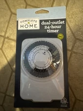 Living Solutions WIC 270615 / Dual Outlet 24 Hour Timer