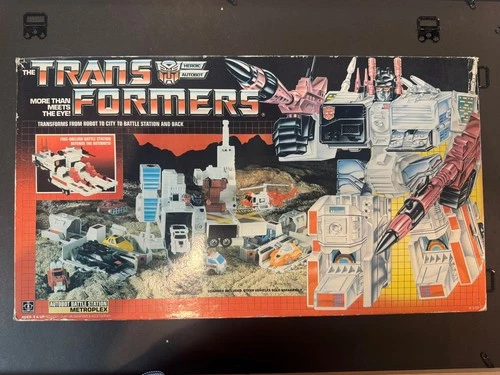 Metroplex W/BOX & INSERT 99% Complete MIB Vintage G1 Transformers Figure