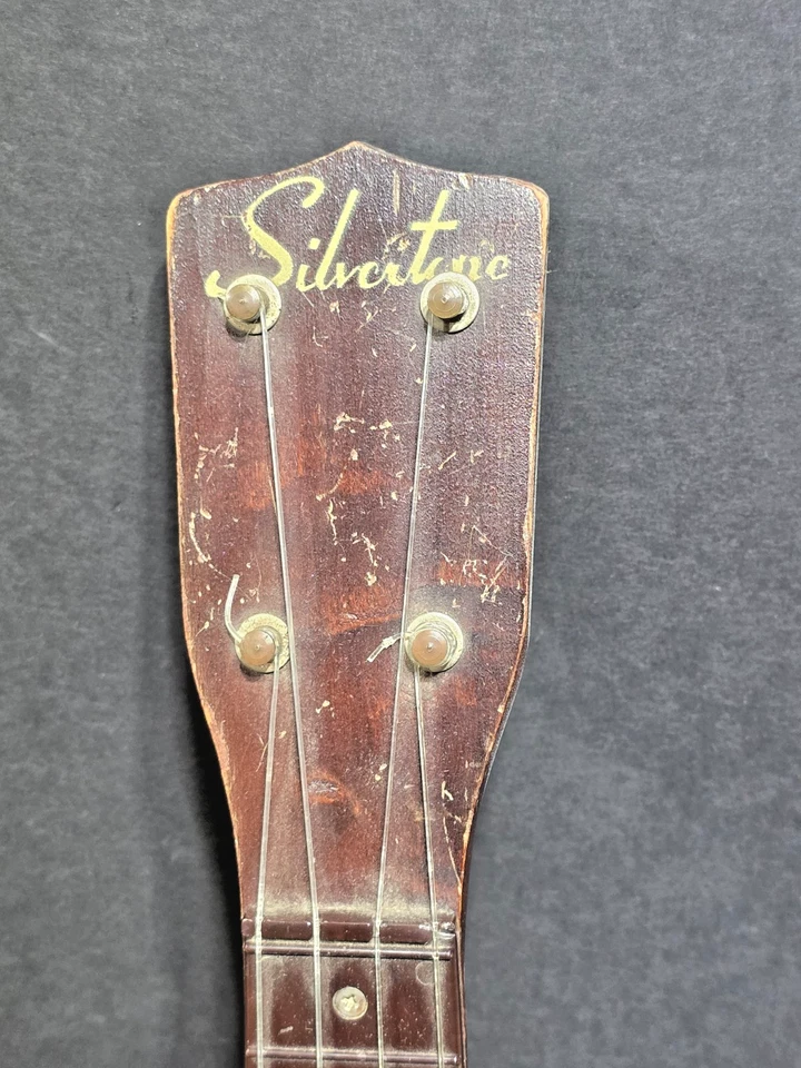 Vintage 1950s Silvertone Ukulele with Hawaiian Girl Stencil -Includes FREE Book! - Image 3 of 4