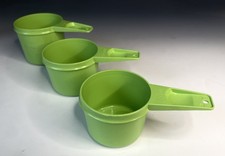 Lot of 3 Vintage Tupperware 1970s Green Measuring Cup Nesting 1 - 3/4 - 2/3 
