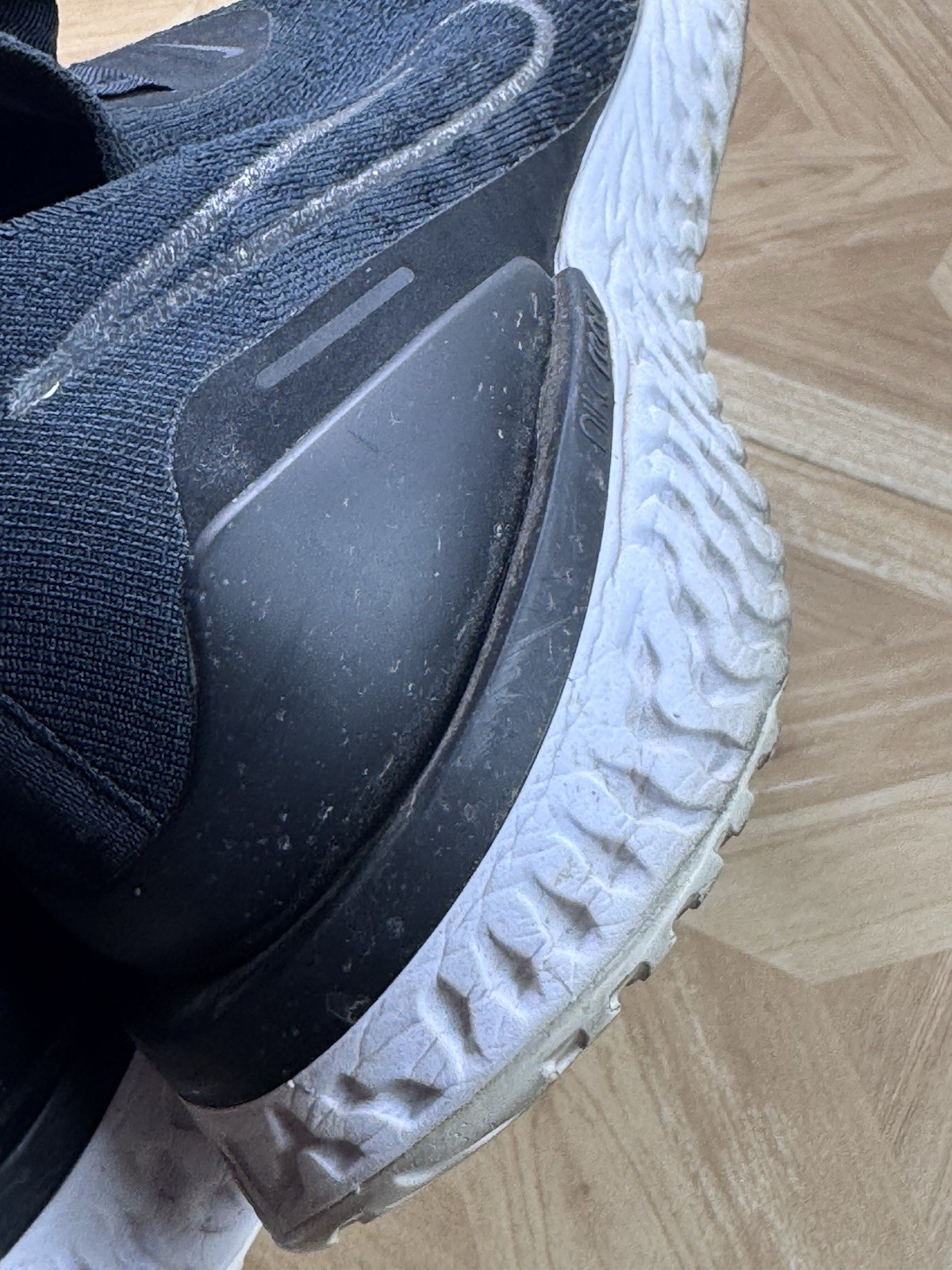 Nike Epic React Phantom Flyknit Running Shoes Men… - image 10