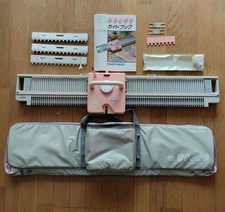 Silver Reed LK100 Home Knitting Machine Amunmumo Made in Japan Hand Knitter