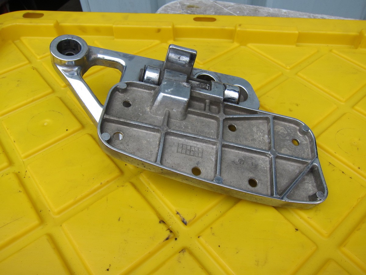1995 Kawasaki Voyager XII ZG1200 B OEM REAR PASSENGER FOOT