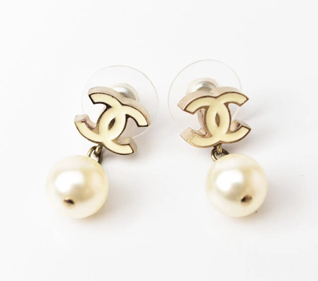 CHANEL Earrings CCFake Pearl COCO Swing Gold GP authentic