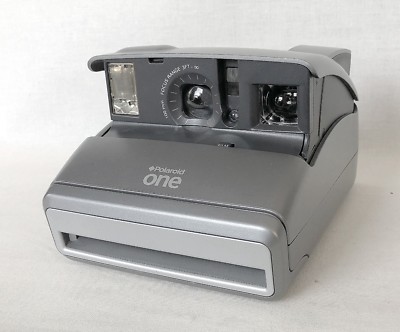 Vintage Polaroid ONE 600 Instant Camera