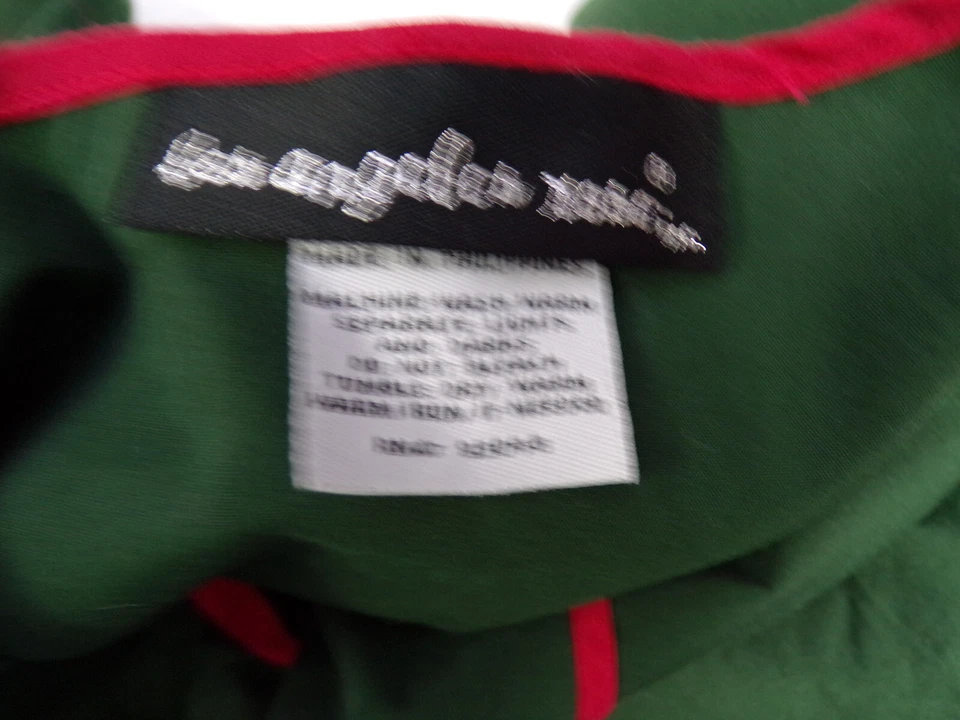 NEW Mixed Size Lot Two Scrub Womens Tops Peaches Uniform Med, L.A. Rose XS  L24 - Image 3 of 4