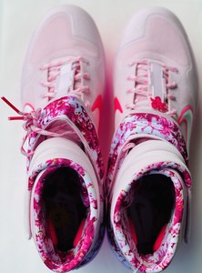 pink nike baseball cleats