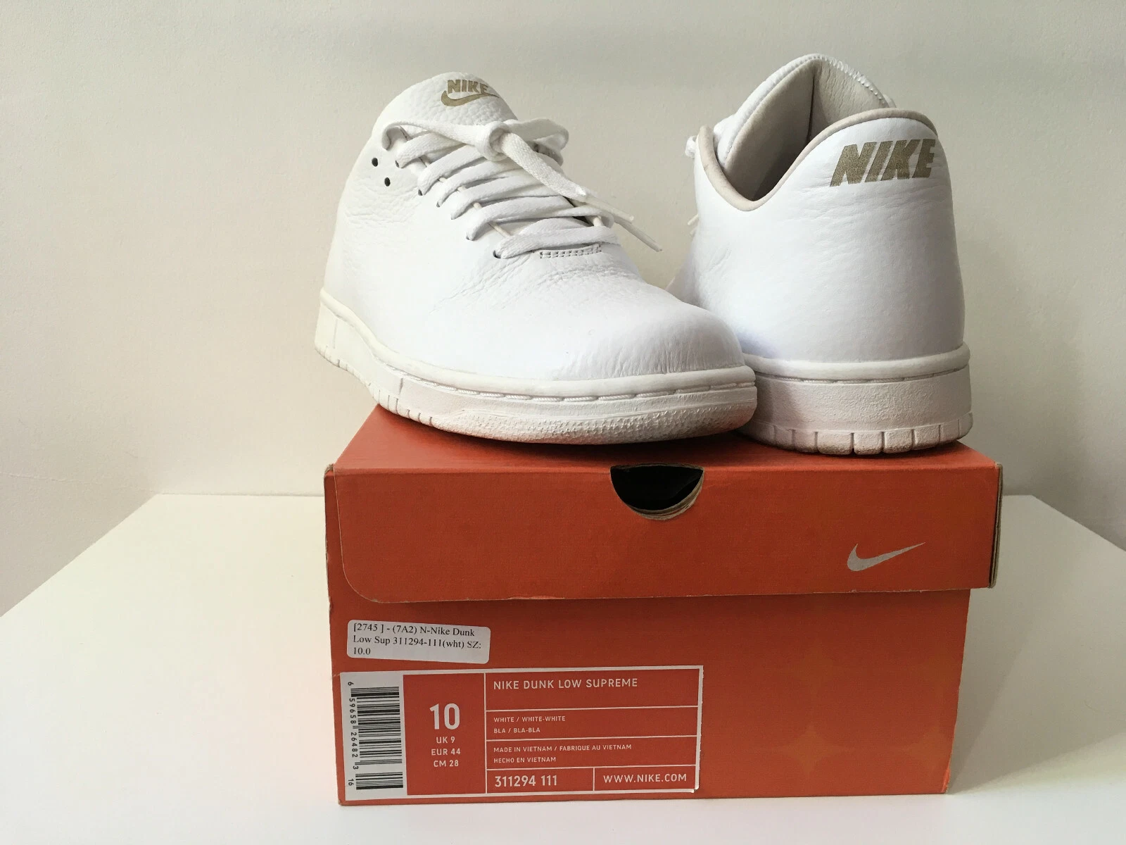 Nike Dunk Low Supreme US 10 UK 44 BASKETS VINTAGE sans couture