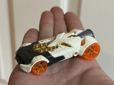 2008 Hot Wheels #22  22/40 ROCKETFIRE White w/Orange Whls Chrome OH5sp