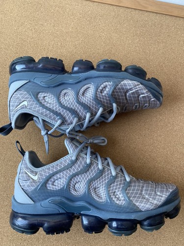 wolf grey nike vapormax plus