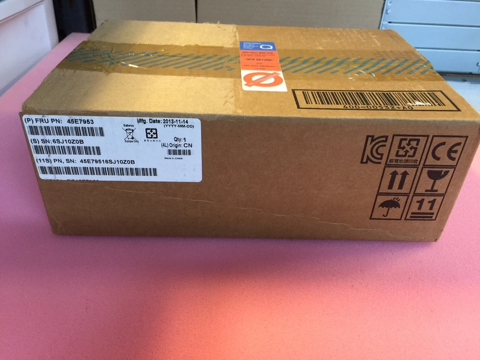 X410A-R5 NetApp 300GB 15K SAS 45E7953 45E7951 NEW SEAL IN BOX - Image 2 of 3