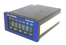 USED DAYTRONIC MODEL 3560 VOLTAGE PANEL METER
