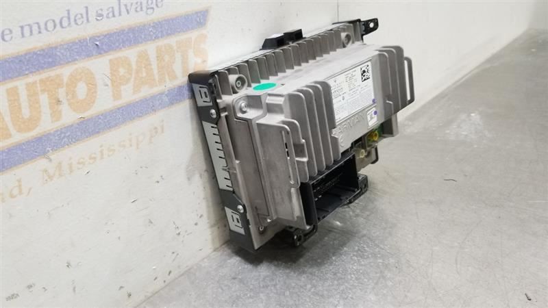 19 2019 MASERATI LEVANTE OEM RADIO DISPLAY AND RECEIVER 670106656