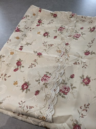 Pretty Floral Tablecloth 150 X 200 Cm Cream Multi Flowers Sheen Embroidery