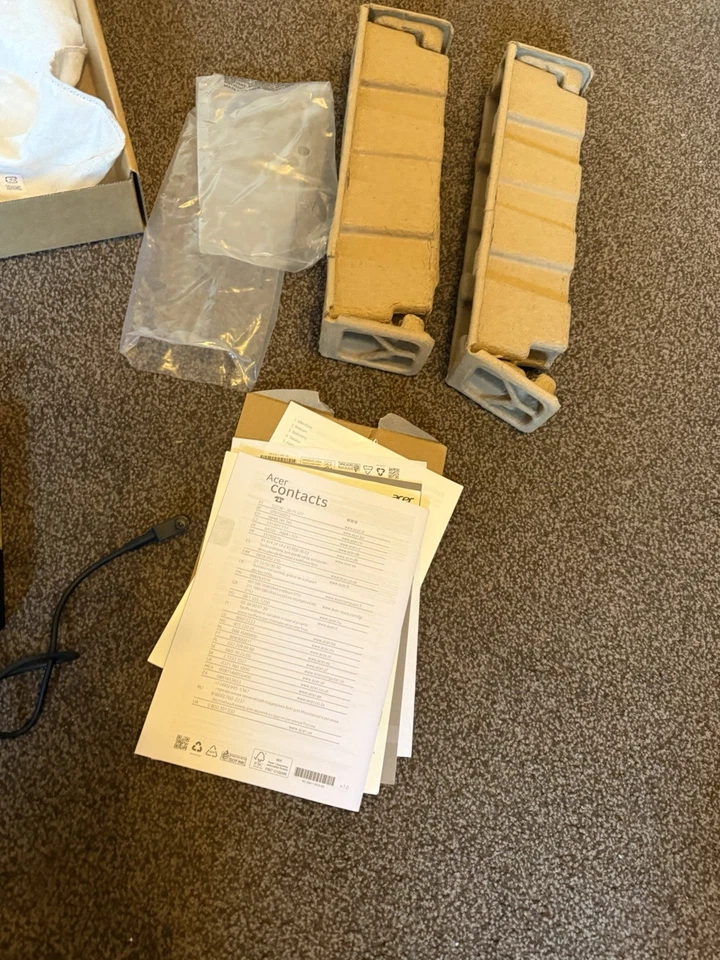 Acer Nitro V 15 ANV15-51 Gaming Laptop - Intel Core i5, 8GB RAM, 512GB SSD - Image 2 of 4