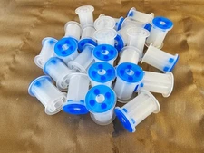 (25)  EMPTY FLY TYING THREAD SPOOL WITH RETAINER 25PC CLEAR 1"  DIA X 1 1/8"