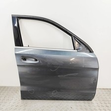 MERCEDES-BENZ M W166 Tür vorne rechts RHD A1667200205 5,5 Benzin 386 kW 2012 MERCEDES-BENZ M W166 Tür vorne rechts RHD A1667200205 5,5 Benzin 386 kW 2012