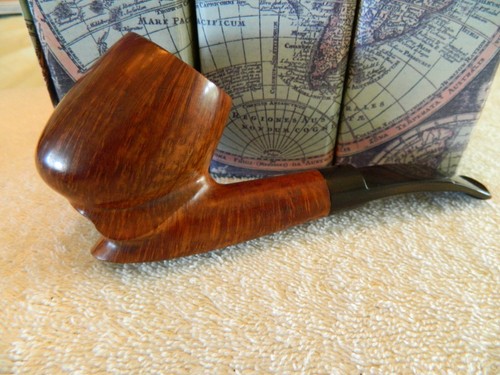 ESTATE PIPE CHARATAN'S MAKE ,EXECUTIVE, MADE BY HAND ,USED