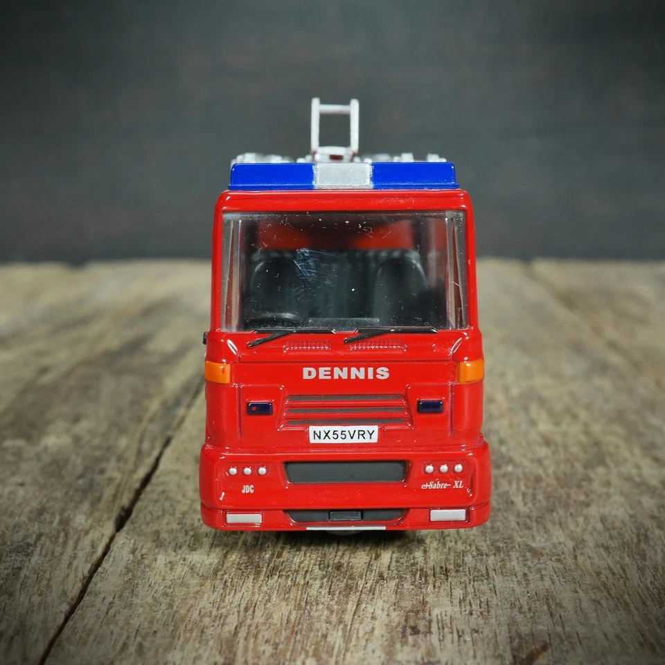 Oxford Fire Brigade Models Dennis Strathclyde Aerial Rescue Pump Engine, Faults — 第 2/4 张图片