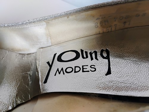 VTG 60's Jackie O CHIC "Young Modes" Silver with Large Bow Slip-on Pumps 8.5-M - Picture 17 of 20