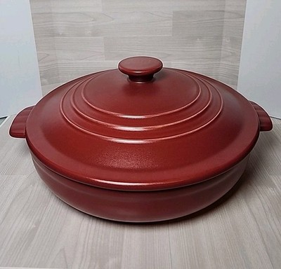 TECHNIQUE Flame 12'' Stoneware Covered Serving Casserole Dish with Lid Red