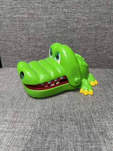 Vintage 1992 Milton Bradley Crocodile Dentist Game Travel Version Tested Works!