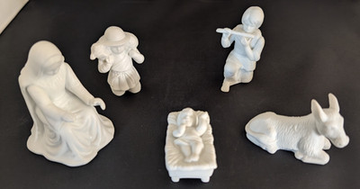 Enesco White Bisque Nativity Set 5 Piece Out of 7 Missing 2 VTG 1987 508306