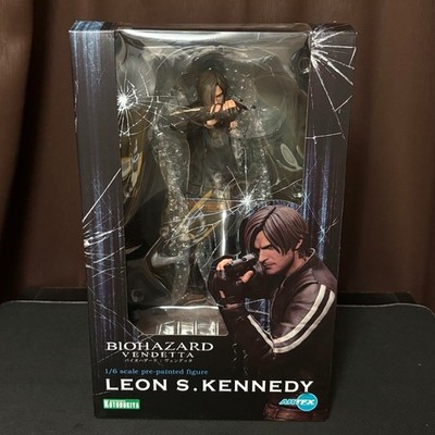 Kotobukiya ARTFX Leon S. Kennedy Renewal Package Figure Resident