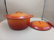 Descoware Enameled Flame Orange Dutch Oven 2-E 10 FE Made In Belgium Vintage