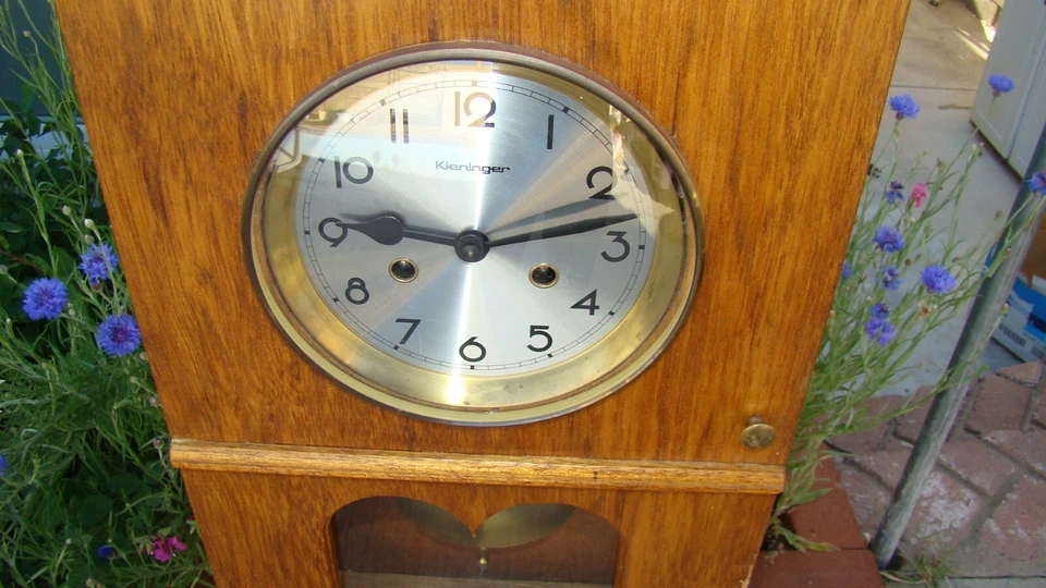Vintage Kieninger Wall Clock with Key & Pendulum - Image 2 of 4