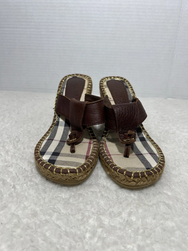 Sandalias de cuña con alpargata de cuero marrón a cuadros Burberry Nova 36 para mujer Foto 2 de 4