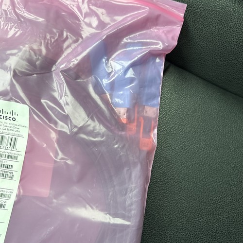 Cisco QSFP-4SFP25G-CU3M 100GBASE QSFP to 4xSFP25G Passive Cable 3M 37-1685-01 - Picture 3 of 4