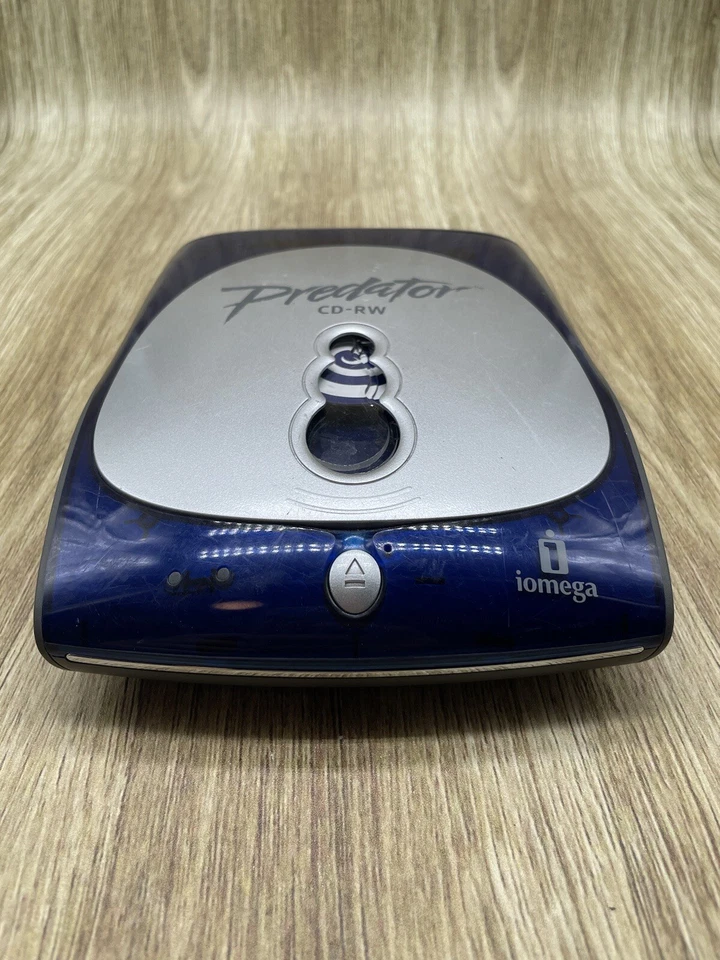 Iomega Predator CD-RW Drive Model CDRW38402EXT2-B Used For Parts - Image 2 of 4