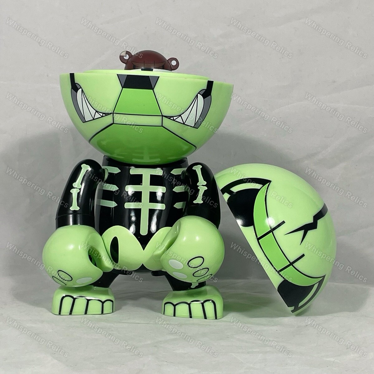 ジャンク　ホットトイズ　トゥーフェイス1.0 mms081 10” Knuckle Bear Bone Trexi with 3” Vinyl Figure | Touma x Play