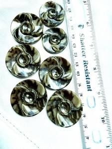 (7) VINTAGE 1-1.25” MOTTLED Brown BEIGE TONES LAVAHORN 2-HOLE BUTTONS 2 SIZES