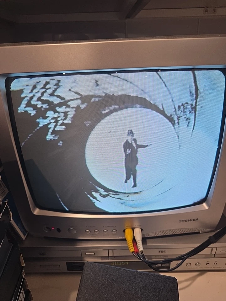 James Bond Diamonds Are Forever Production VHS Crest National Video Labs RARE - Image 4 of 4