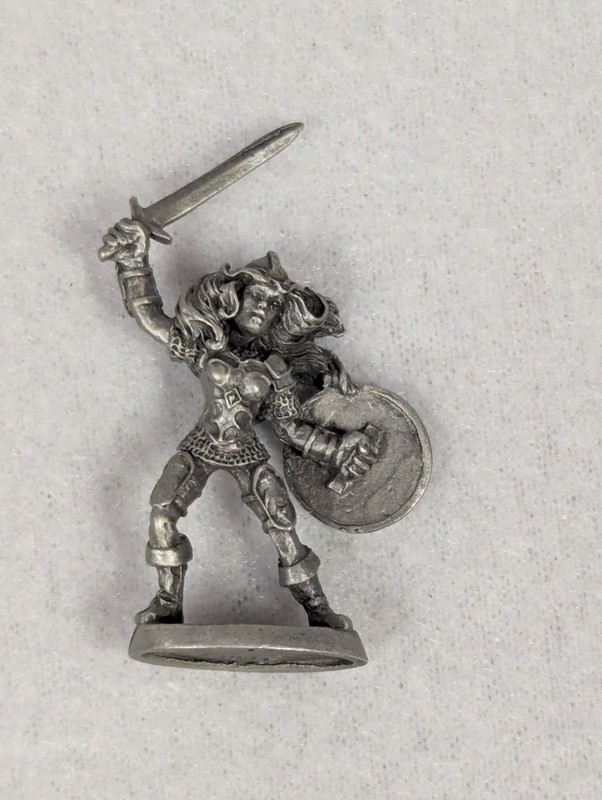 Ral Partha Amberlynn Dragon Slayer Pewter Female 1991 Figurine PP726