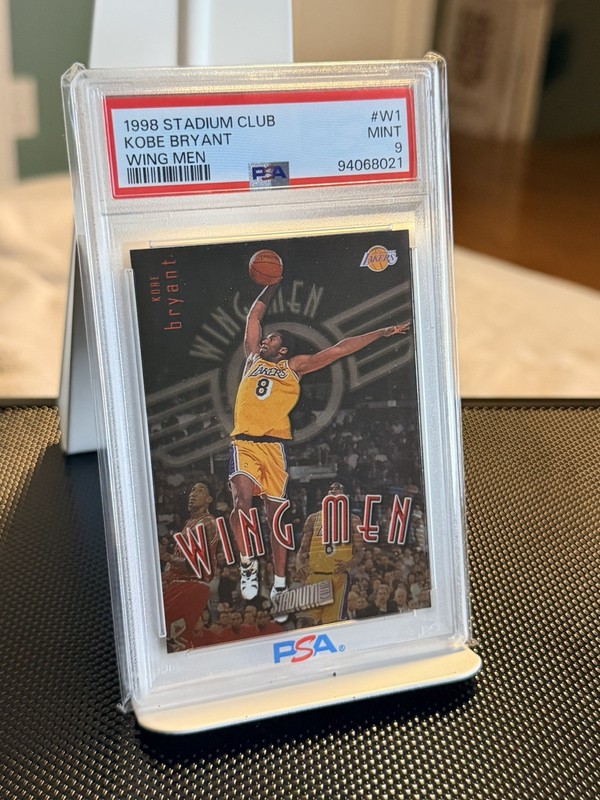 1998-99 Topps Stadium Club Wing Men #W1 Kobe Bryant Los Angeles Lakers HOF PSA 9
