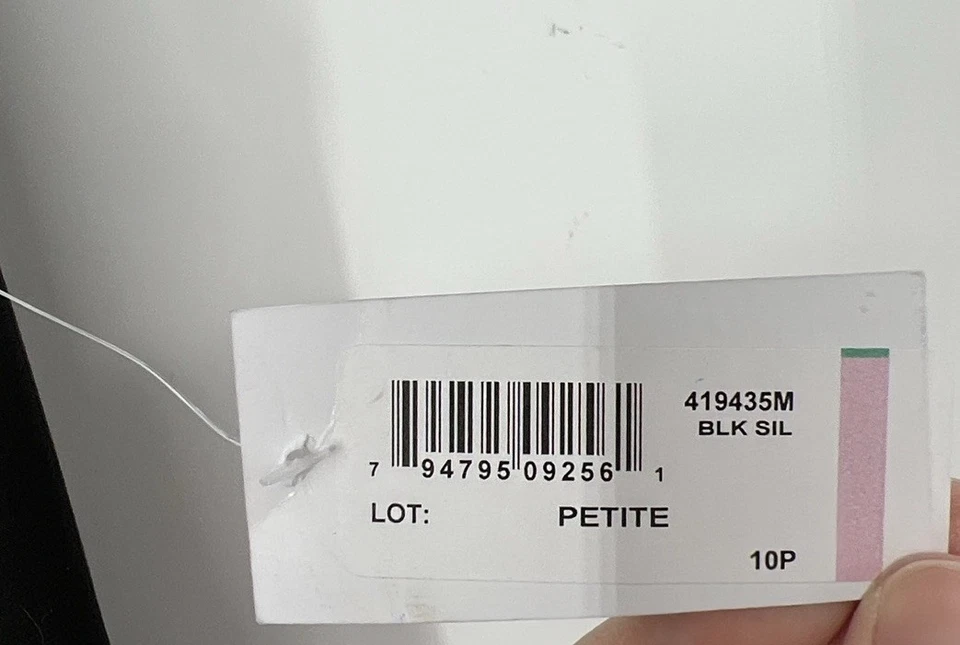 Ignite evenings NWT gown women’s Size 10 petite Burgundy Black Sleeveless - Image 4 of 4