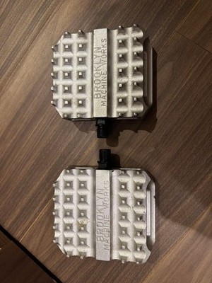 Brooklyn Machine Works Shin Burger Pedals Black Aluminum Vintage