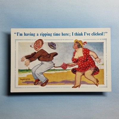 Donald McGill Comic Postkarte um 1950 Fat Lady Strumpf Tops Pfeife Rauch angeklickt