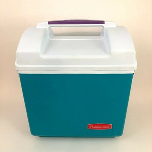rubbermaid chilly bin