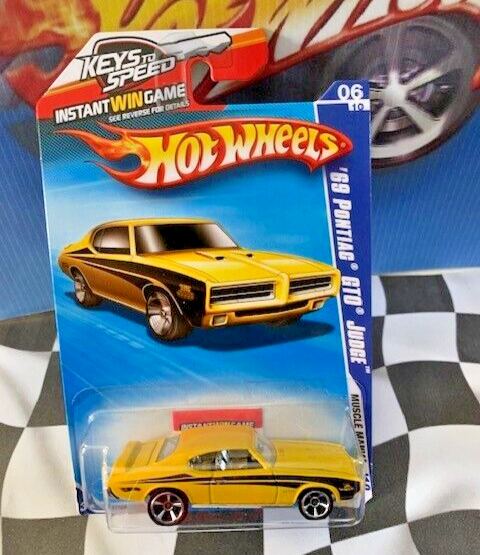 Hot Wheels 2010 Muscle Mania 6/10 084 1969 '69 Pontiac GTO Judge Yellow MC5