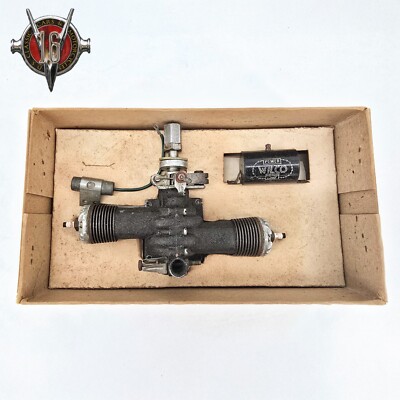 1946 Vintage Micro Model Co. Wasp-Twin 60 10-Bolt Engine w/ Condenser & Coil NIB