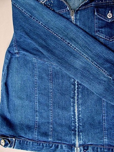 Sag Harbor Blue Denim Jean Jacket Zippered Beaded Embroidered Womens Size 16 - Picture 12 of 13