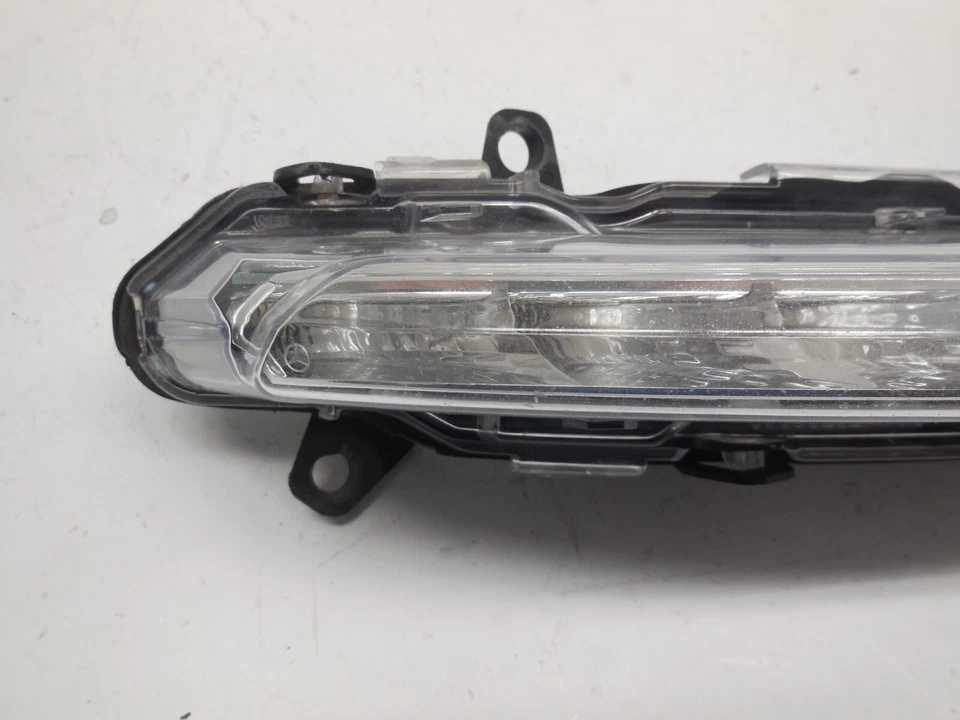 Faro antiniebla derecho pasajero mercedes-benz w221 clase s cl clase c a221-820-10-56 Foto 3 de 4