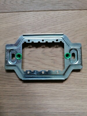 Vimar Series 7000 Metal Frame Mount 3 Modules/Fruits For Box 503