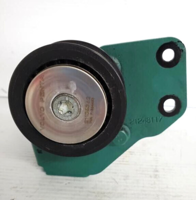Volvo Penta D3 150HP Marine Diesel Idler Pulley 21134362 and Bracket 21248117